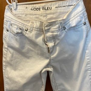Code Bleu Annette Modern Rise Bootcut size 12/30 white women’s jeans